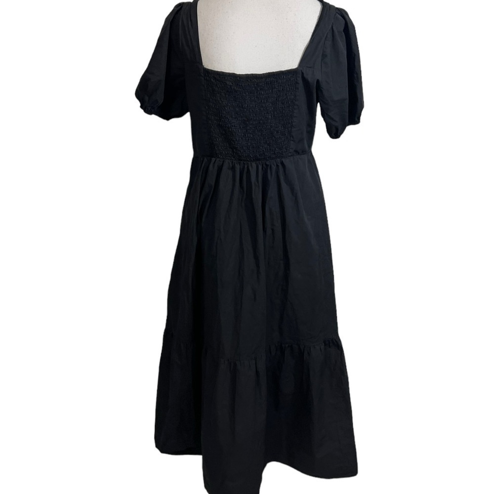 Astr The Label Large Square Neck Black Poplin Tiered Side Slit Smocked Dress - Picture 2 of 8